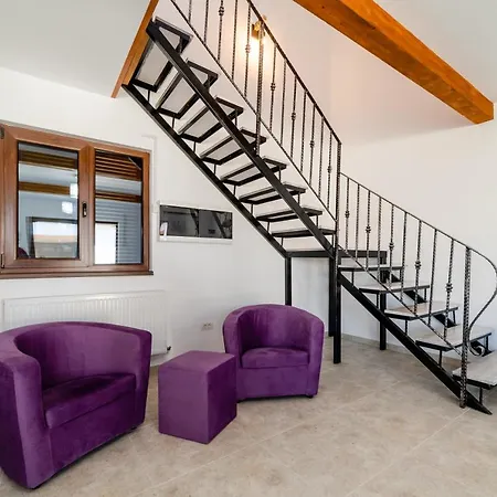 Villa 4h Villas *