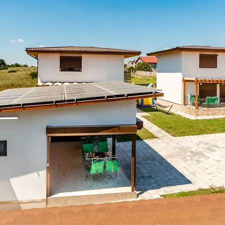 4h Villas Mangalia