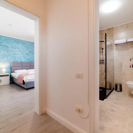 4h Villas Villa