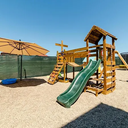 4h Villas Mangalia