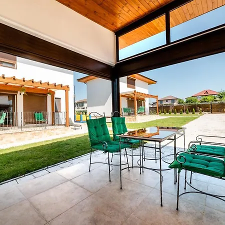 Villa 4h Villas