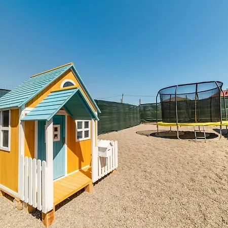 4h Villas Villa
