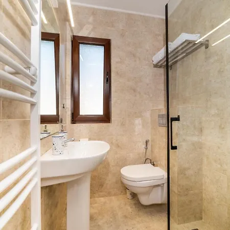 4h Villas Villa *